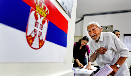 Председнички избори у Србији: кандидата два, пут један?