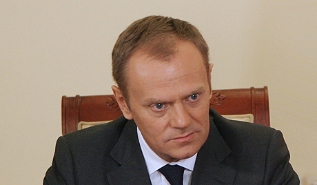 Партнерство на исти аршин?