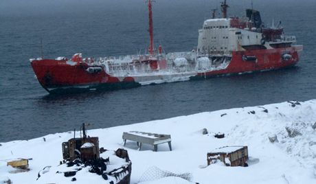 Танкер са руским морнарима насукан у близини Норвешке обале