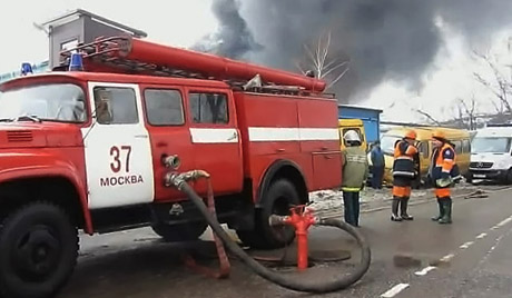 У пожару на пијаци у Москви погинуло 12 људи