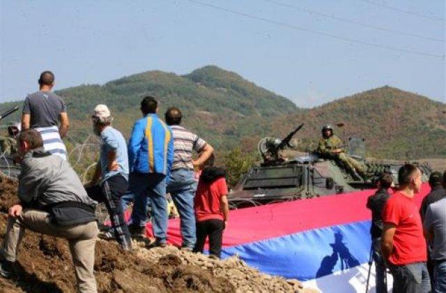 Na Kosovu pucano na automobile misije EU i policije