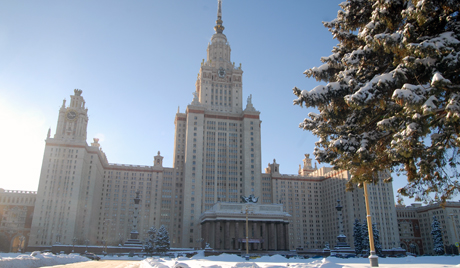 Пожар у Московском универзитету: евакуисано 400 људи