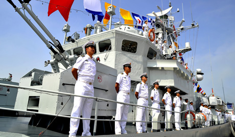 Кинеске војне вежбе у водама три мора