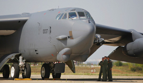 Američki bombarderi B-2 lete u Južnu Koreju
