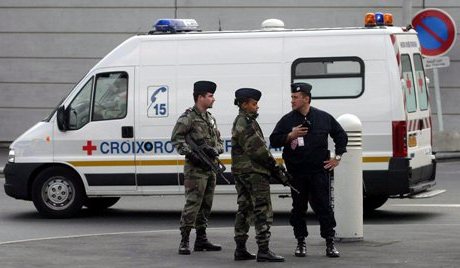 Петоро деце погинуло у пожару у Француској