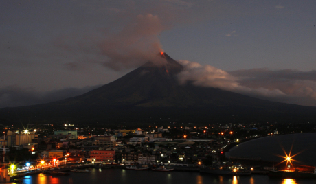 U erupciji filipinskog vulkana poginuli ljudi