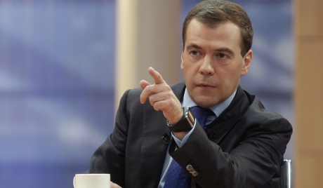 Медведев пристао да сарађује с НАТО у области ПРО