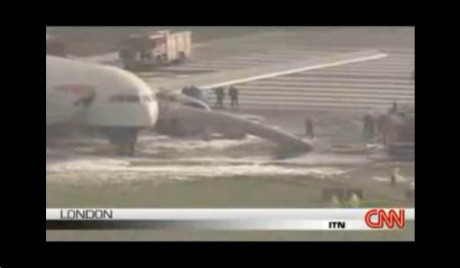 Šale o bombi u avionu izazvale prinudno sletanje aviona kod Londona