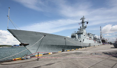 Фрегата пакистанске морнарице први пут стигла у Русију