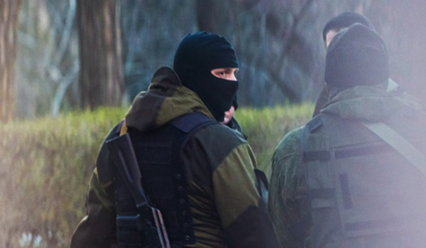 Народни добровољци заузели административне зграде у украјинском Славјанску