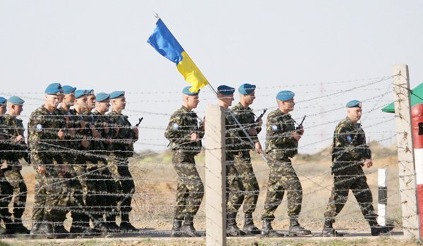 УН: Кијев може повући своје миротворце из иностранства