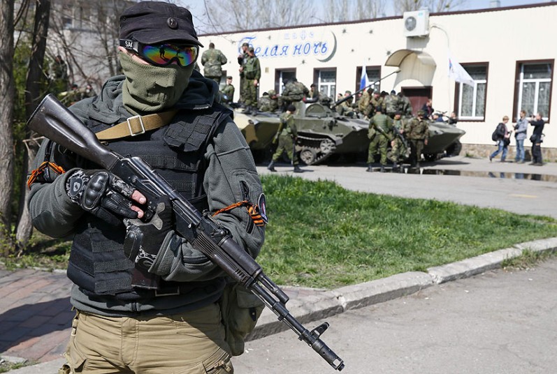 МУП Украјине избројао 120 оклопних возила код народне војске