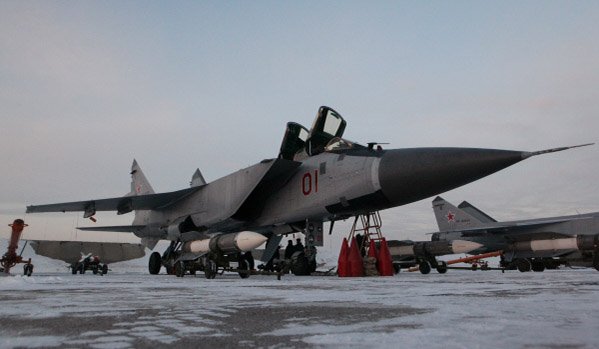 На Арктику руска авијацијска војна вежба