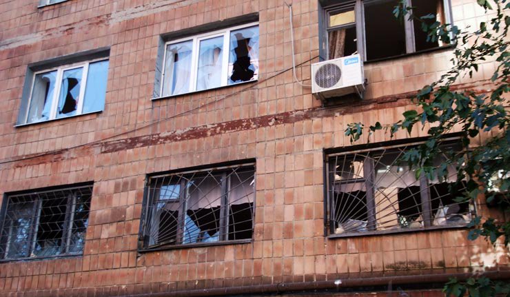 Доњецк гранатиран, има мртвих