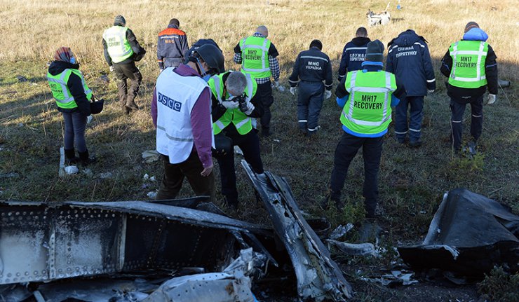На месту пада малезјиског авиона пронађени нови посмртни остаци путника