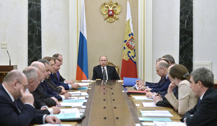 Путин: Русија ће проширити присуство на тржиштима наоружања Азије и Африке