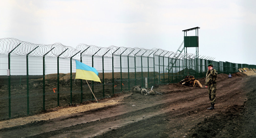 Кијев троши 200 милиона долара да се огради од Русије Опширније: http://rs.sputniknews.com/evropa/20150515/1931491.html#ixzz3aIB1ew5F