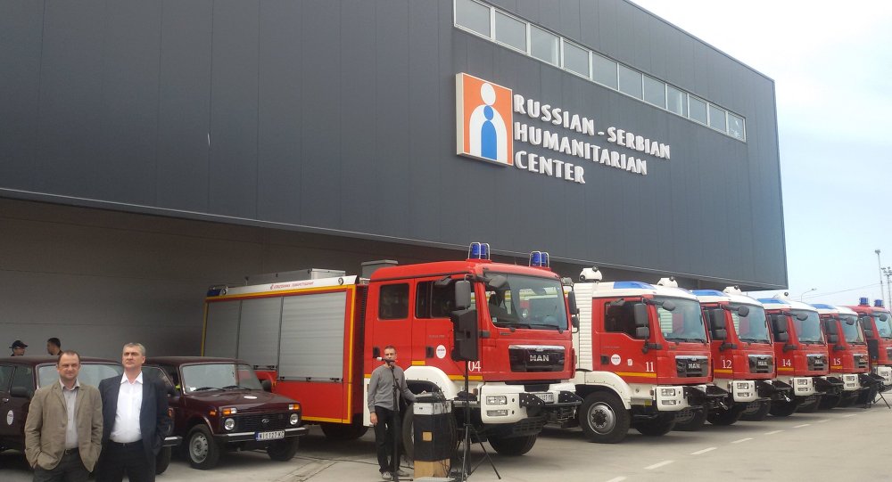 Десет возила за МУП из Србско-руског хуманитарног центра