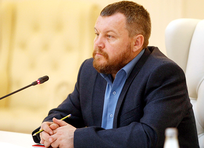 ПУРГИН: Украјинска армија може прећи у напад и без Порошенкове наредбе