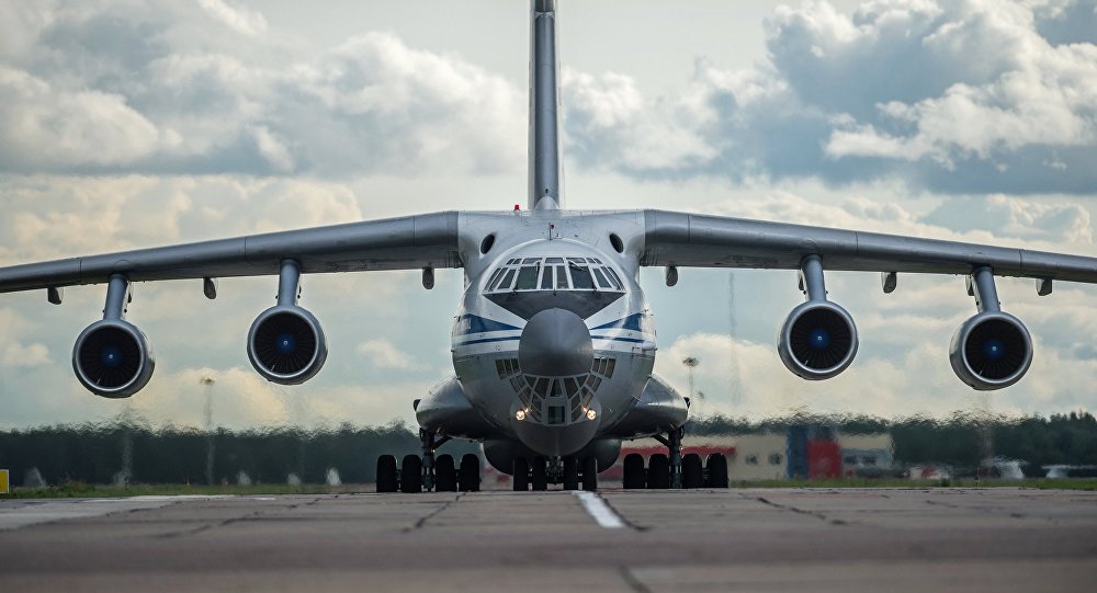 Руска авијација у авио-базу у Сирији допремила 14.000 тона терета