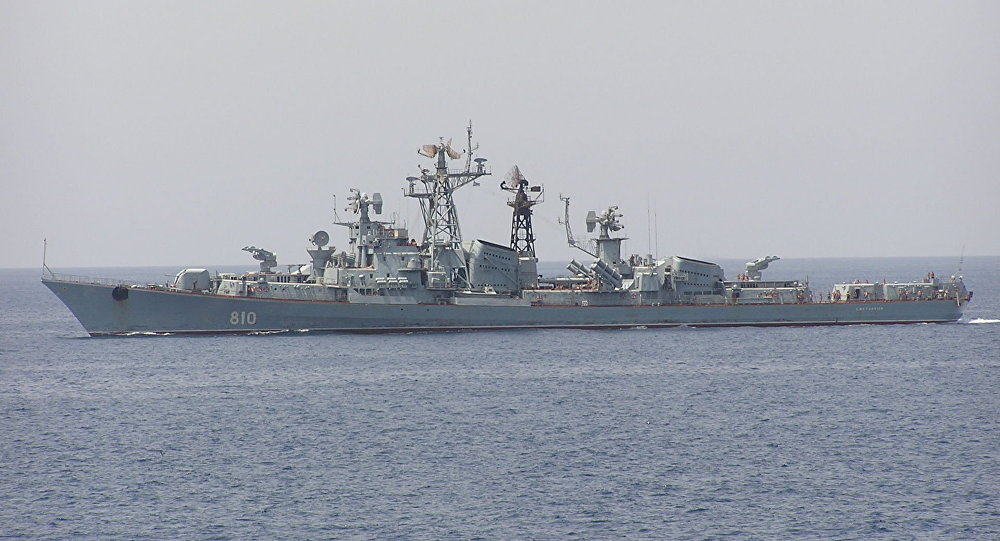 Руски брод прошао Босфор у пратњи турских бродова