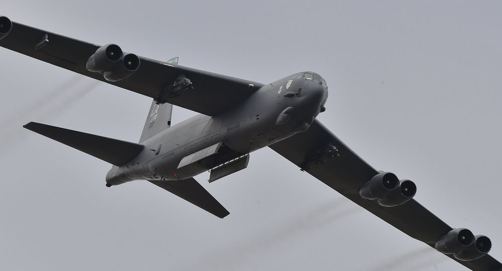 Америка пребацује бомбардере Б-52 у Катар