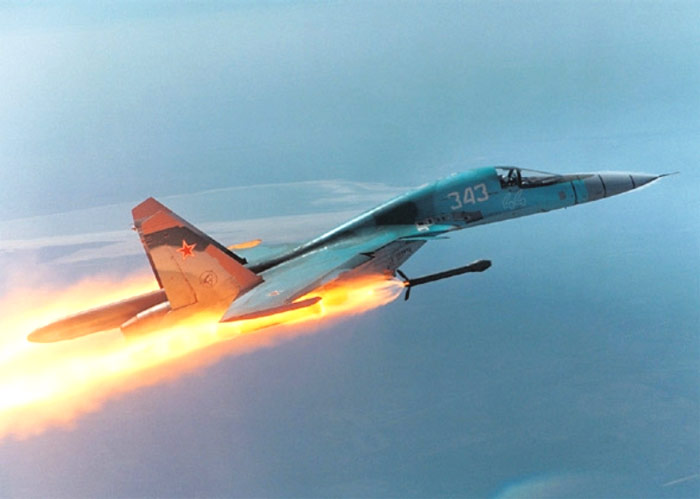 Руски авион Су-34 добија напредну радио-опрему