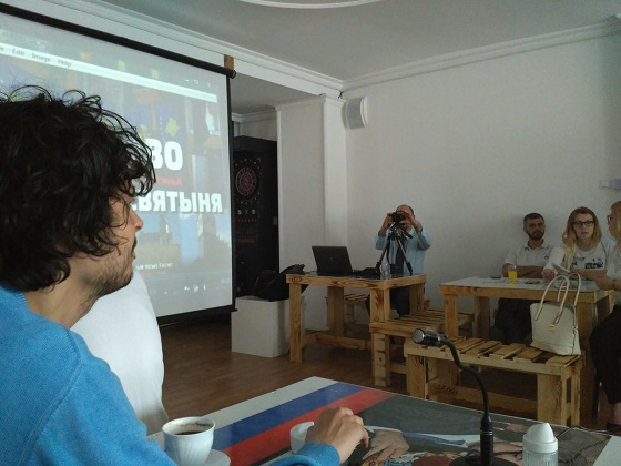 Нови Сад: Одржана пројекција филма NEWS FRONT «Косово - отета светиња»