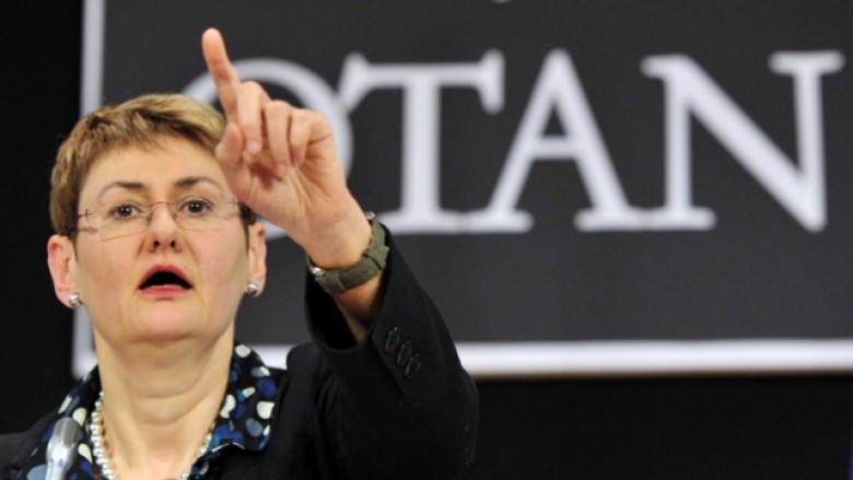 NATO finansira aktivnosti Univerziteta u Beogradu i uništava srbsko oružje