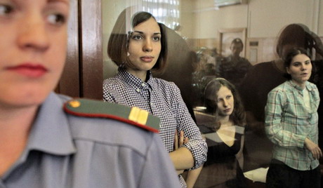 Pussy Riot окривљују суд за мучење
