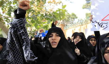 Francuska će proterati preterano agresivne islamiste