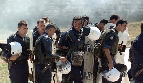 Turska policija rasterala anti-ratne demonstracije