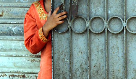 Pakistan: roditelji polili ćerku kiselinom