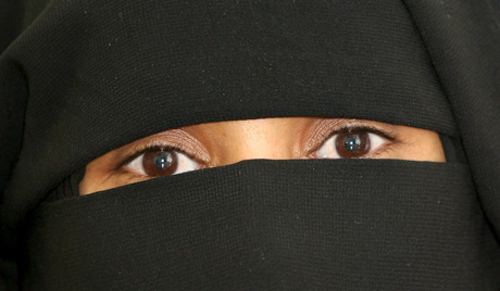 U Saudijskoj Arabiji uveden sistem elektronskog nadzora za žene