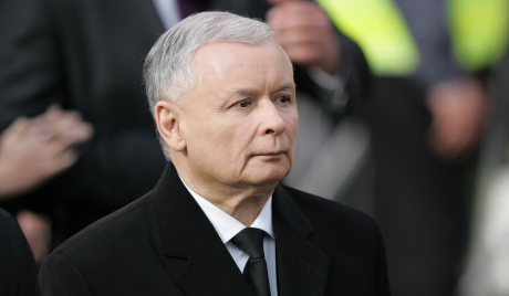 Скандал на ивици издаје