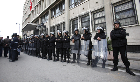 U Tunisu sukobi policije i islamista