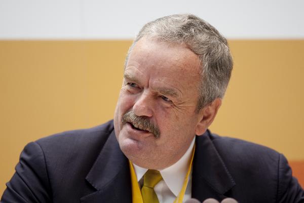Дужни смо да се увек придржавамо принципа толеранције - Ерик Бетерман