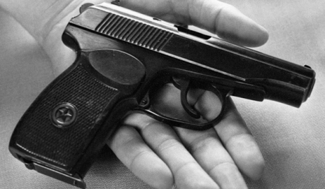 Дневник, уџебник, пиштољ. У школама Јужне Дакоте дозволили оружје