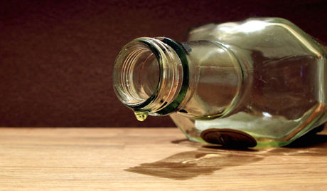Pakistan: 18 osoba umrlo od trovanja alkoholom