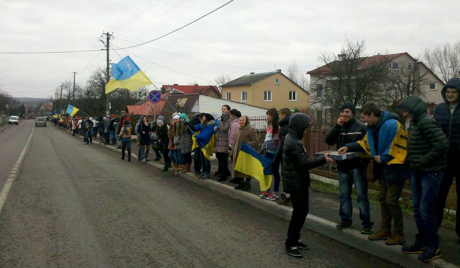 Лавов: На митингу подршке кијевском већу се окупило око 20.000 људи