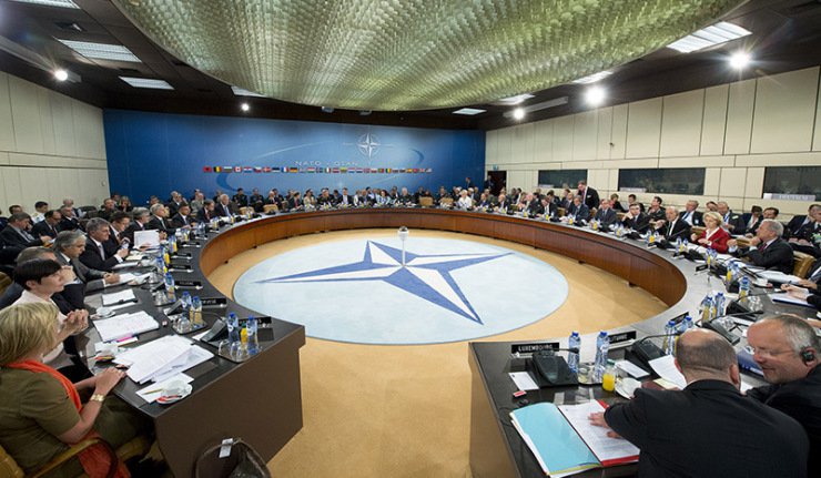 Корисници Твитера покренули хештег #StopNATO