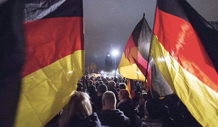 17.000 људи на антиисламистичким протестима у Дрездену
