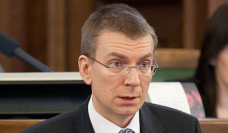 Ринкевич не види разлоге за ограничавање прославе Дана победе