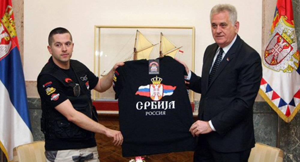 Николић испратио бајкере у Русију