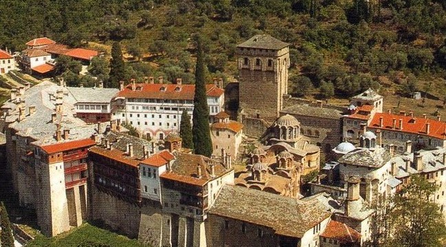 Патријарх Иринеј служио литургију у Хиландару