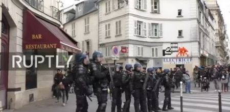 Сукоби полиције и демонстраната у Паризу после првог круга председничких избора