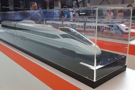 „Уралвагонзавод“ кренуо у Србију