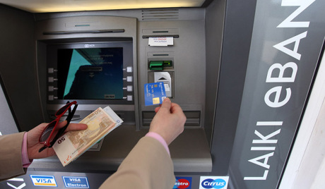 Кипар ће продати Атини филијале својих банака