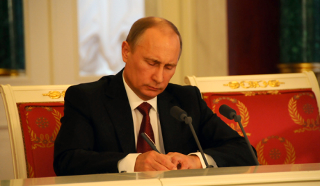 Путин наредио да се ублаже услови кредита за Кипар