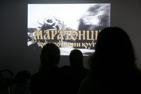 Зашто Руси уче србски?